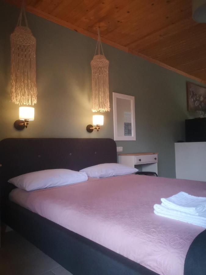 Achillion B&B Paralía Skotínis Екстериор снимка