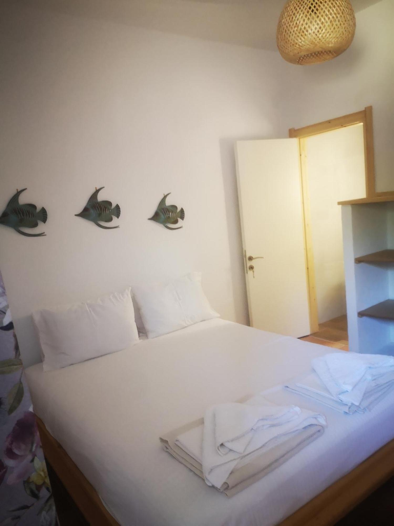 Achillion B&B Paralía Skotínis Екстериор снимка